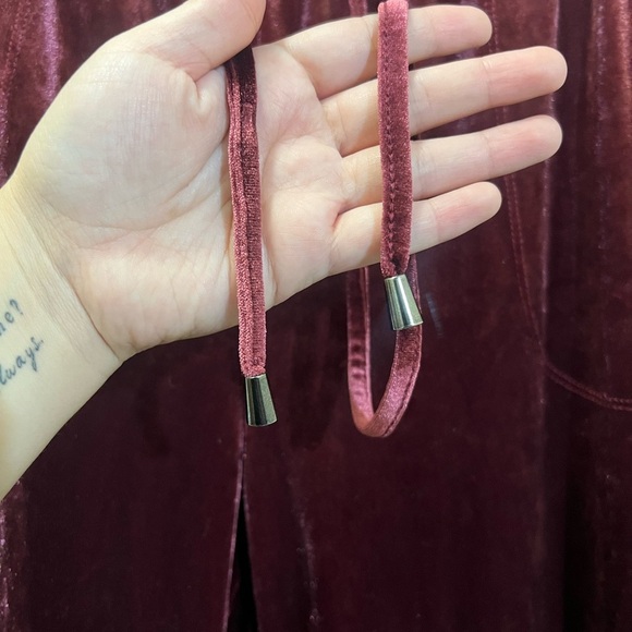 Torrid Pull-On Relaxed Taper Velvet High-Rise Pant - Picture 8 of 11